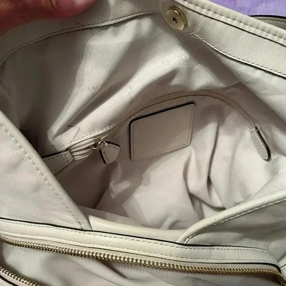 Coach bag(rare) - Picture 7 of 15